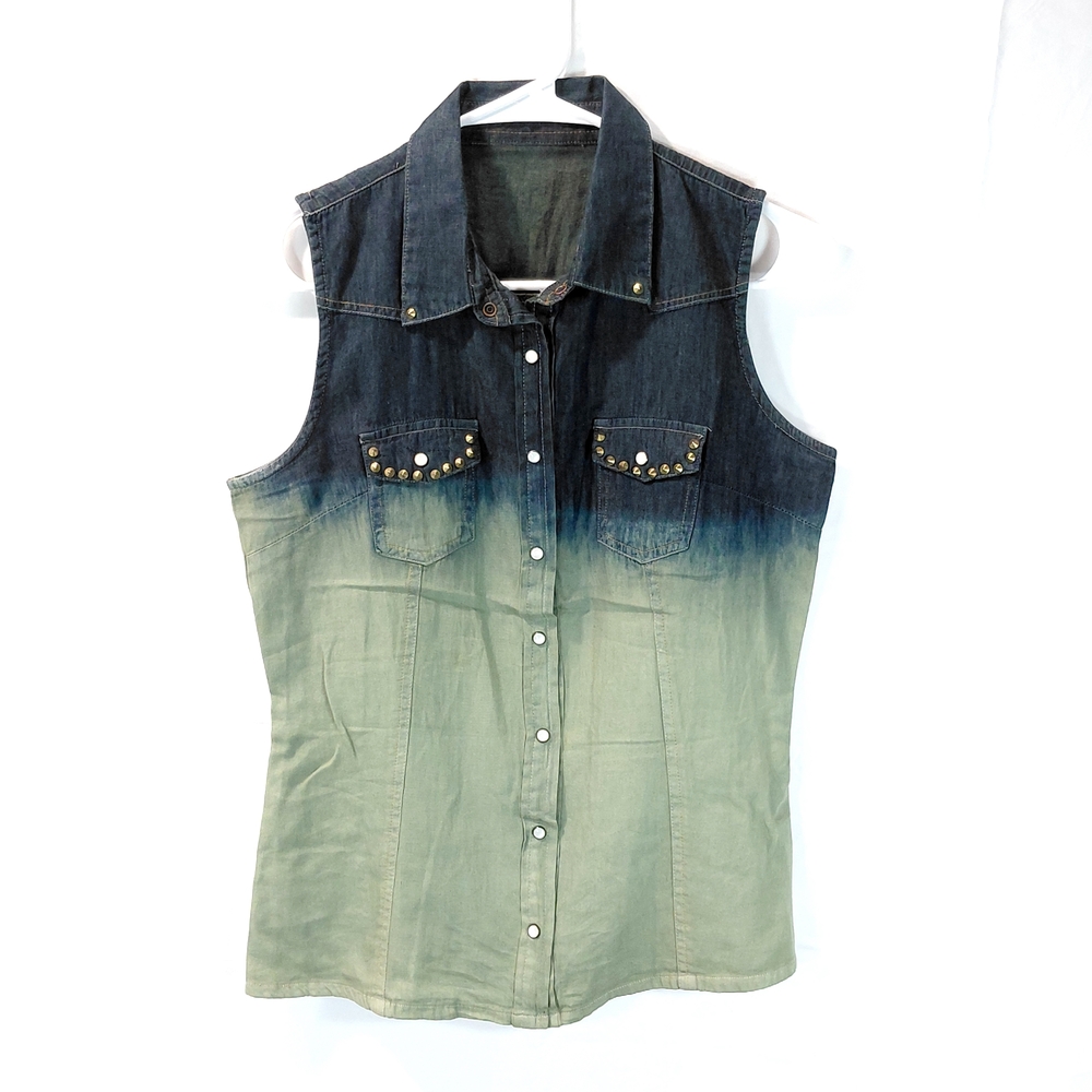 Sleeveless Ombre Button Down Shirt